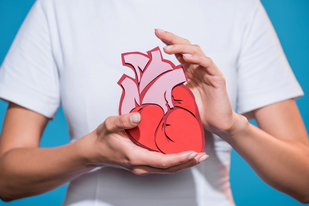 Heart health - a benefits of low carb diet