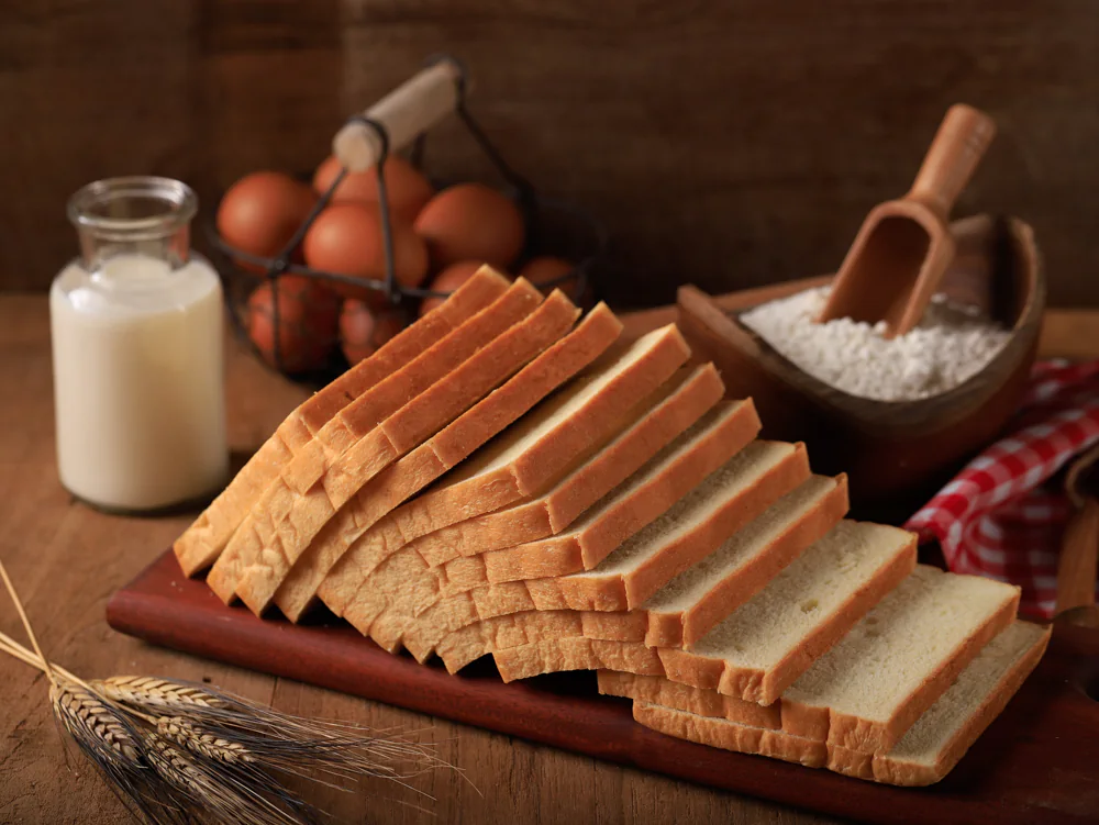 bread - refined carbs to avoid on an anti-inflammatory diet